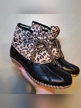 Magellan Outdoors Duck Boots Black Beige Leopard Lace-Up Fleece Lined 8